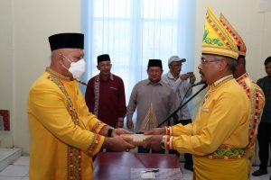 Lantik Mukim Kota dan Lut Tawar, Bupati Shabela Sampaikan Sejumlah Harapan