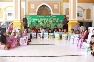 HUT Persit Ke-76, Ketua Persit Cab XXXIV Dim 0111/Bireuen Beri Santunan Dan Paket Kepada Anak Yatim