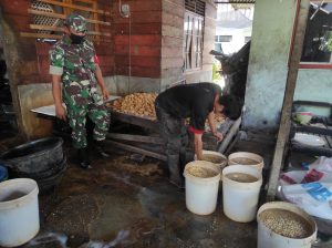 Komsos Interaktif Babinsa Langsa Timur, Berikan Motivasi Kepada Pelaku UMKM