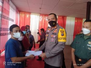 Sebanyak 1.600 PKL Menerima Bantuan Pangan Tunai di Polres Madina
