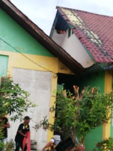 Bakar Sampah, Atap Gedung MAN 1 Sigli Terbakar