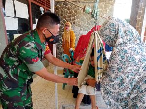 Dukung Giat Posyandu, Koptu Supriyadi Bantu Cek Kesehatan Balita