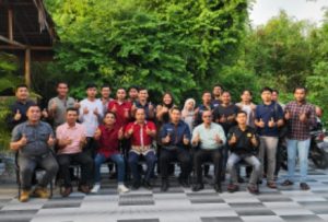 Polres Pidie Bersama Koalisi BEM Pidie, Curah Pendapat Sembari Ngopi Bareng