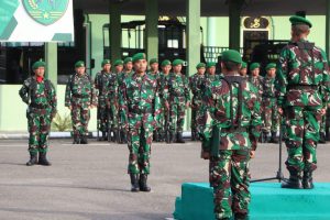 Kodim 0104/Atim Gelar Upacara Bendera Hari Senin