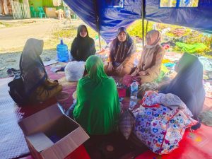 Berikan Semangat, Kepala SMAN 1 Blangkejeren Kunjungi Siswanya yang Menjadi Korban Kebakaran