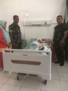Sambut HUT Kemerdekan RI, Dandim 0104/Atim Kunjungi Veteran di Rumah Sakit