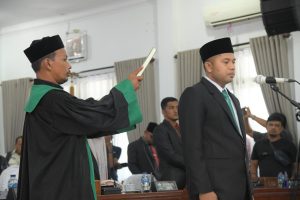 Akhirnya Fajrinur Dilantik Sebagai Anggota DPRK Bireuen