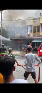 Toko Logam Dilahap Api, Empat Unit Damkar Dikerahkan