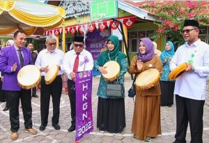 Sikat Gigi Serentak Tingkat SD Pada HKGN 2022 Di MIN 17 Kota Sigli, dihadiri Pj Bupati Pidie