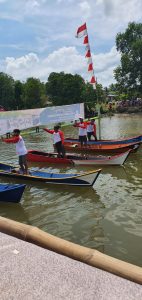 Geri dan Afinsina Pemenang Lomba Speed Boat Gampong Iklim