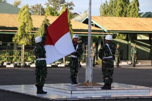 Kodim 0104/Atim Gelar Upacara Bendera Dengan Penuh Khidmat