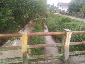 Saluran Induk Menyemak Selalu Meluap Saat Hujan