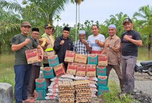 Salurkan Sembako Untuk Korban Banjir, “WAG TLFP Peduli, WAG TLFP Berbagi”