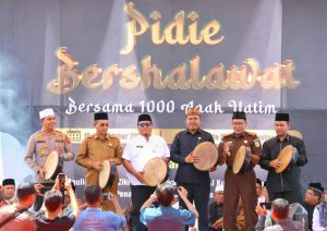 Bersama Unsur Forkopimda, Pj Bupati Buka Gelaran Pidie Bershalawat Di PCC Sigli