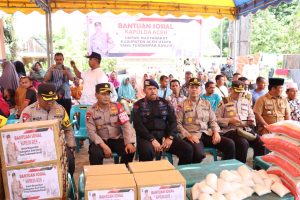 Polri Presisi, Bansos dan Pengobatan Gratis Kapolda Aceh Bagi Korban Banjir