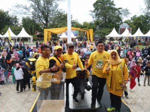 HUT Partai Golkar DPD ll Kota LangsaDimeriahkan Dengan Jalan Santai
