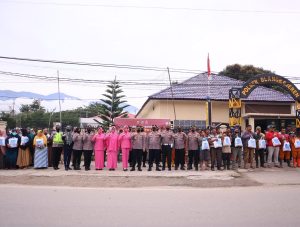Peringati Hari Humas, Polres Gayo Lues Bagikan 200 Paket Bansos