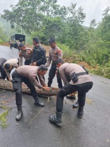 Hotline 110 Direspon Cepat, Warga : Terimakasih Pak Kapolres