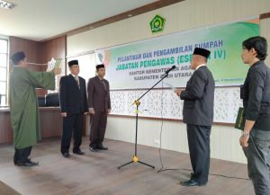 Kakankemenag Aceh Utara Lantik Dua Pejabat Eselon IV, Ini Pesannya
