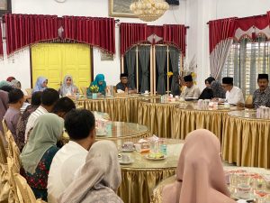Lakukan Pertemuan Lintas Sektor, Ketua TP PKK Pidie Minta Semua Dinas Saling Bekerjasama