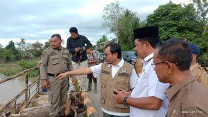 Aksi Cepat Pemkab Aceh Utara, Minta Bersihkan Sampah Pohon Tumbang Diseret Arus Sungai