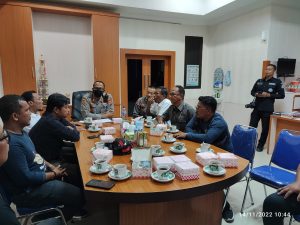 Sejumlah wartawan Media Cetak dan Online, Datangi Mako Polres Langsa