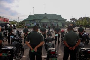 Demi Keselamatan, Staf Intel Korem 011/LW Gelar Pemeriksaan Kendaraan Dinas Kodim 0104/Atim