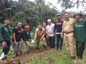 Peringati Hari Pohon se-Dunia, Kader Konservasi Alam Kunjungi Bupati Tapsel