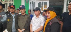 Pj Bupati Agara Serahkan Bantuan Masa Panik Korban Kebakaran