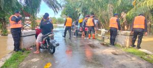 Brimob Kompi 2 Batalyon B Pelopor Kembali Melaksanakan Aksi Evakuasi Banjir di Kab. Aceh Tamiang