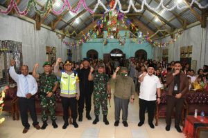 Masyarakat Desa Janji Mauli Sambut Bupati Tapsel dan Forkopimda Dengan Penuh Haru dan Bahagia