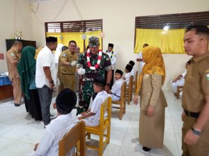 Dandim 0111 Terjun Langsung Pelaksanaan Sweeping Imunisasi Polio di Kabupaten Bireuen