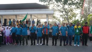 Pj. Wali Kota Langsa Rajut Kerukunan Jalan Sehat Bersama Warga