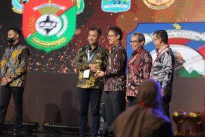 Aceh Tamiang Raih Penghargaan Universal Health Coverage 2023