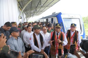 Menhub Didampingi HRD Kunker ke Stasiun Kereta Api Kuta Blang