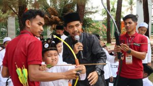 Hidupkan Sunnah Rasulullah, Bazla Institut Latih Santri Memanah dan Berikan Reward