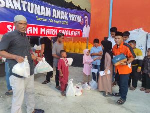 Khitan dan Santunan Yatim Serta Bukber di Suman Mark Swalayan Sigli