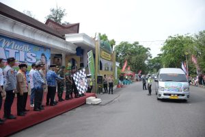 Kapolres Langsa Bersama Forkopimda Lepas 20 Armada Mini Bus di Balik Mudik Gratis Presisi Polres Langsa