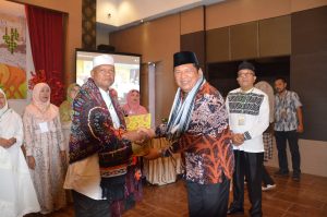 Wali Kota Padang Sidempuan Lantik MIP Ikatan Persaudaraan Haji Kloter 09 Tahun 2023