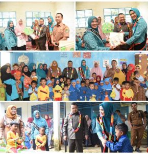Kunjungi Dua PAUD di Tapsel, Bupati Dolly dan Bunda PAUD Kompak Berikan Bantuan