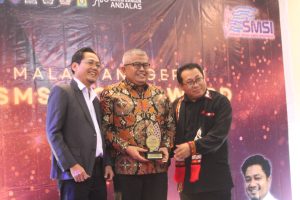 15 Penghargaan SMSI Aceh Award 2023 Diberikan Kepada Tokoh dan Perusahaan di Aceh