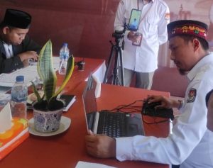 KIP Aceh Tengah Fasilitasi Panggilan Video kepada Bacaleg yang Baru Melahirkan
