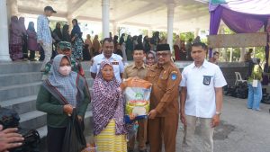 Pj. Walikota Langsa Buka Pasar Murah Tanggap Inflasi Aceh Menyambut IDUL ADHA 1444 H / 2023 M