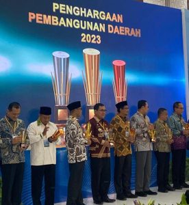 Aceh Barat Kembali Raih Penghargaan Terbaik II Perencanaan Pembangunan di Tingkat Nasional