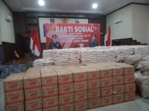Sambut HUT Bhayangkara Ke-77, Polres Aceh Timur Salurkan Ribuan Paket Sembako Untuk Fakir Miskin