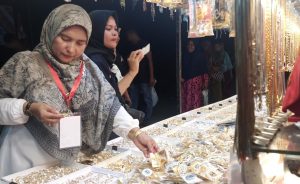 Pedagang Kaki Lima Menuai Berkah di Ajang MTQ Aceh Barat