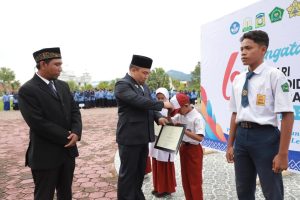 Pj Bupati Inspektur Upacara Hardikda ke-64