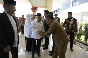 Dampingi Pj Gubernur dan Forkopimda Aceh, Pj Bupati Iswanto Sambut Wapres Ma’ruf Amin dan Isteri