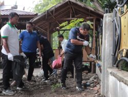 Jelang PKA ke-8, Pj Bupati dan ASN Lakukan Aksi 1 Jam Pungut Sampah di Anjungan Aceh Besar