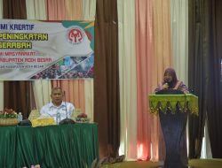 Pj Ketua Dekranasda Aceh Besar Buka Pembinaan dan Peningkatan Industri Gerabah untuk Warga